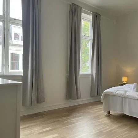 Appartement And Spacious For 4 *
