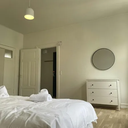 And Spacious For 4 Lägenhet Esbjerg